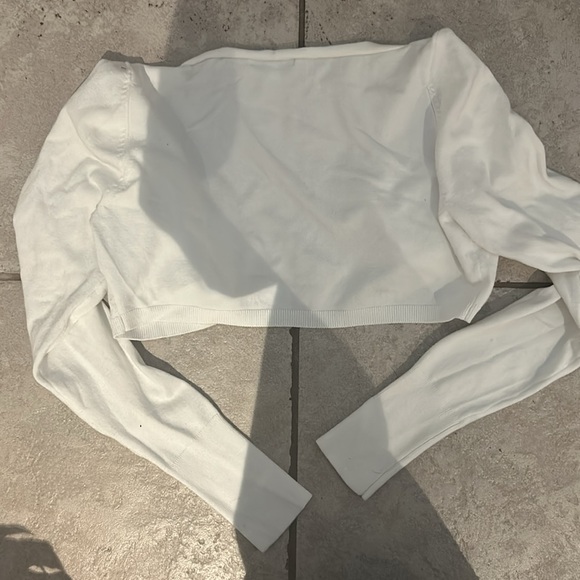 525 White Cropped Sweater (S) - Picture 7 of 7
